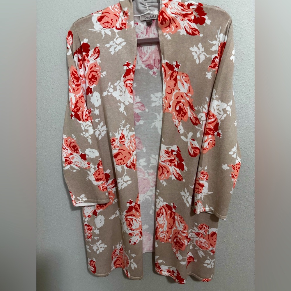 Roz & Ali 3/4 length sweater shrug